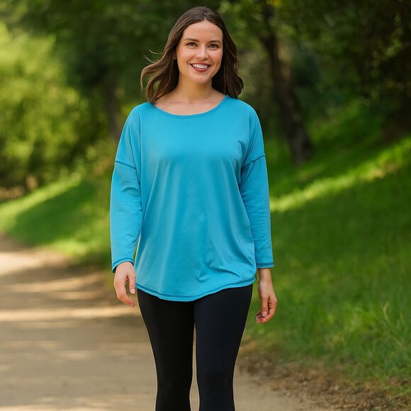 St. Johns Bay Teal Women X L Blue Long Sleeve Stretch Quick- Dri Pullover Preppy - Picture 1 of 11
